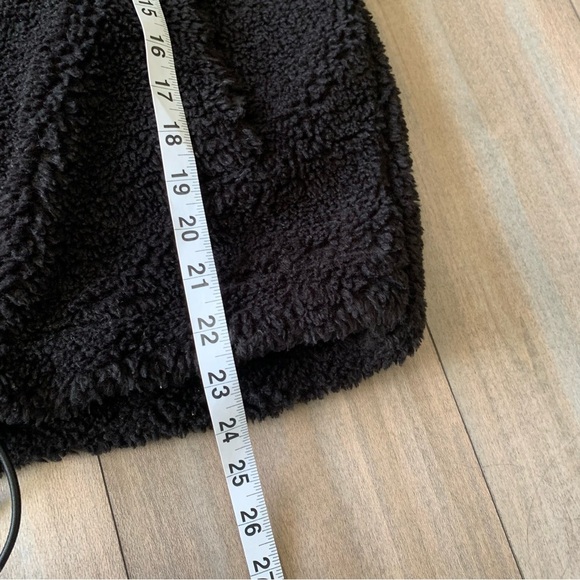 Lululemon cinchable Sherpa fleece full zip jacket black size 10 - Picture 7 of 7